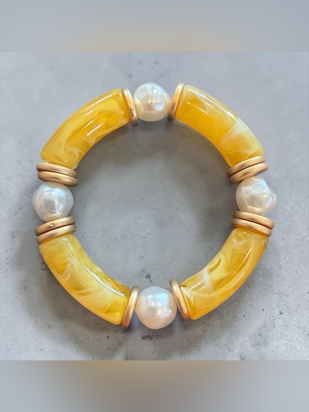 Plunder Yellow Marbled Tube & Pearl Stretch Bracelet